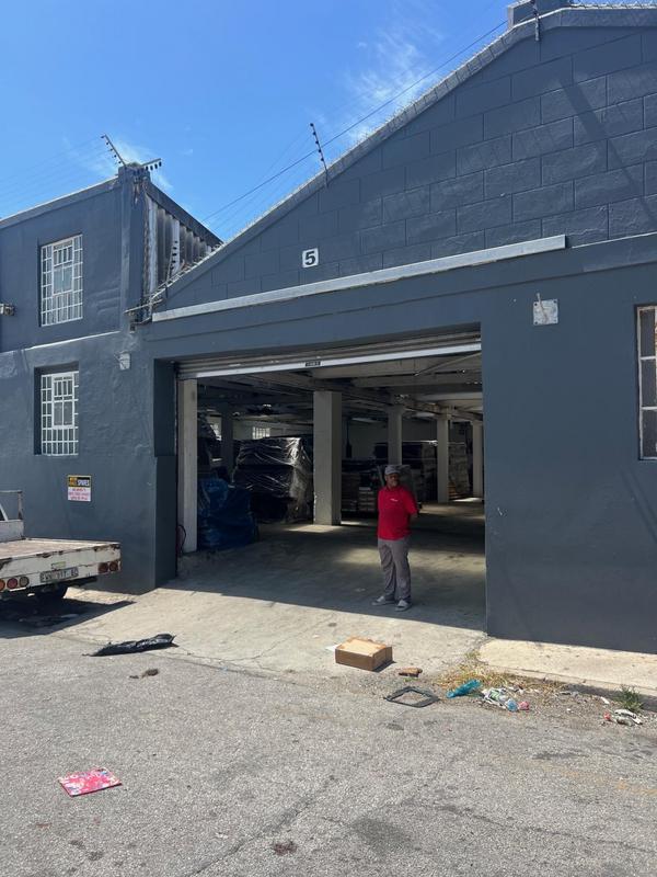 To Let commercial Property for Rent in North End Eastern Cape